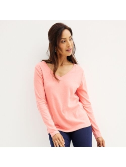 Essential Long Sleeve V-Neck Tee