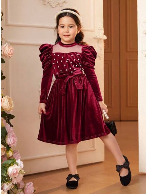 SHEIN Toddler Girls' Form-fitting Romantic Velvet Dress With Lamb Sleeves And Bead Embellishments