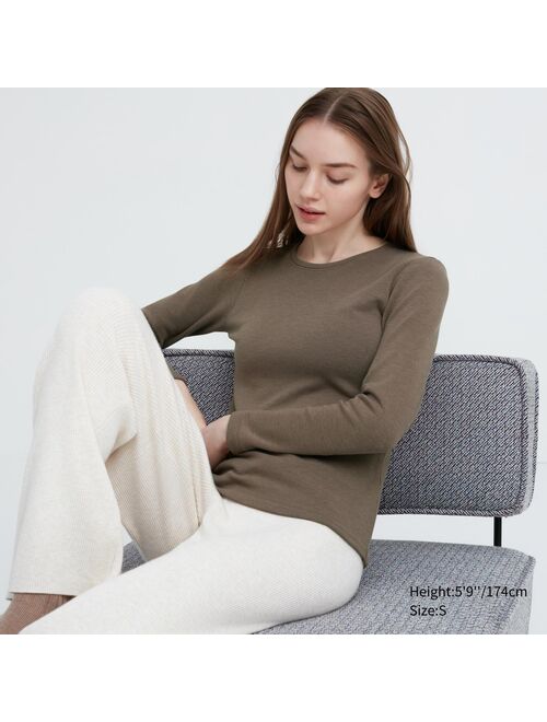 UNIQLO HEATTECH Ultra Warm Crew Neck Long-Sleeve T-Shirt