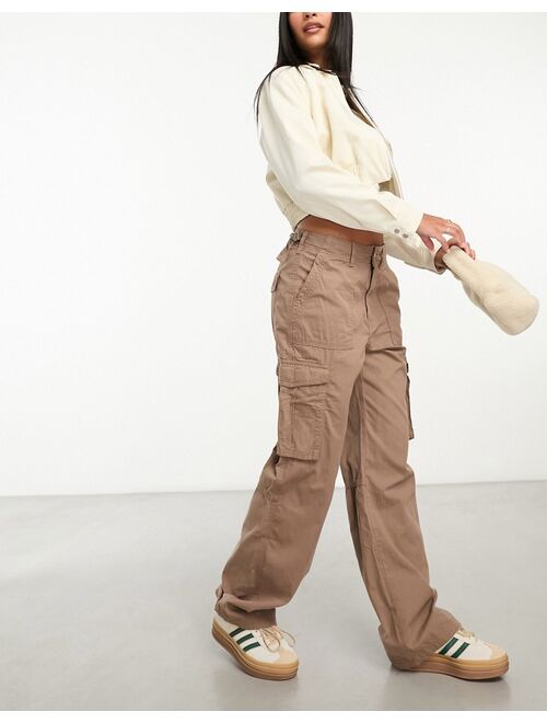 Bershka straight leg cargo pants in washed brown