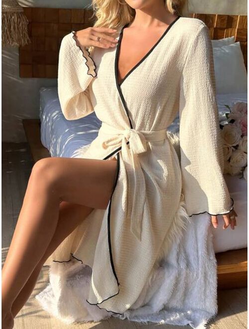 Contrast Binding Belted Robe