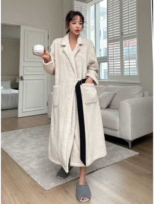 DAZY Women'S Plush Belted Robe