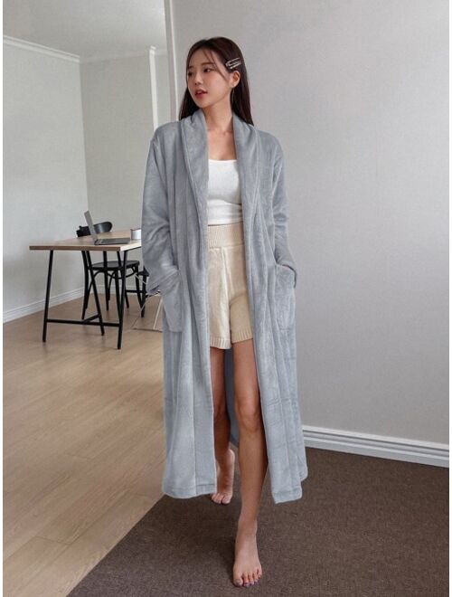 DAZY Pocket Patched Belted Lounge Robe