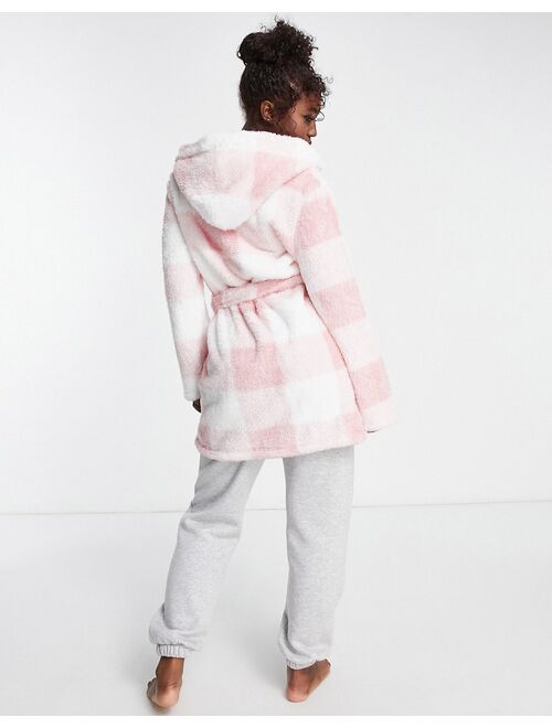 ASOS DESIGN check cuddle fleece mini robe in pink