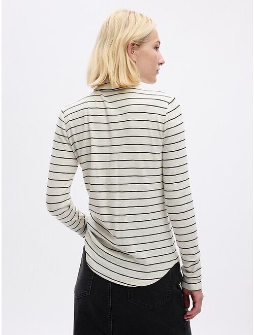 Gap Essential Rib Turtleneck T-Shirt