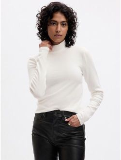 Modern Mockneck T-Shirt