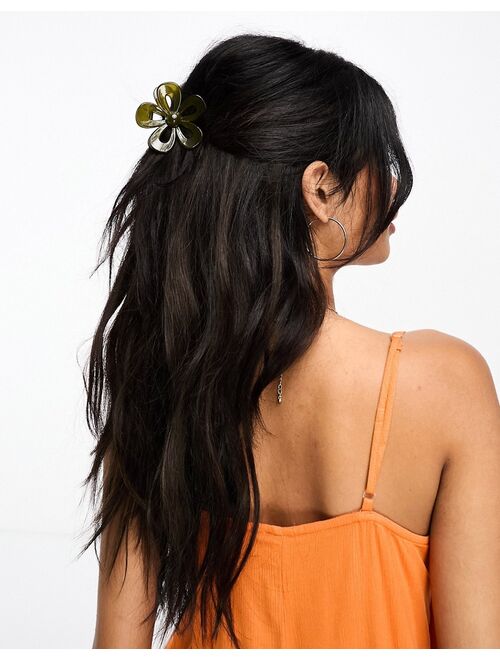 Glamorous flower hair claw in olive green