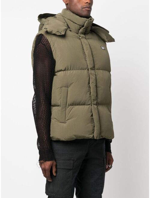 Diesel logo-patch hooded padded gilet