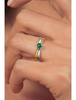 Gem Stone King 925 Silver and 10K Yellow Gold Green Nano Emerald Solitaire Engagement Ring For Women (0.30 Cttw, Round 4MM, Gemstone Birthstone, Available In Size 5, 6, 7