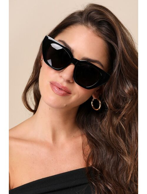 I-SEA Sienna Black Oversized Cat-Eye Sunglasses