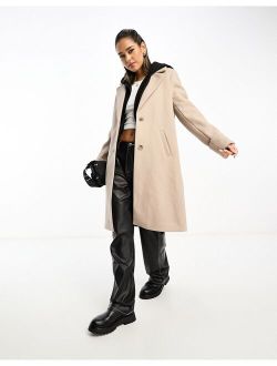 short wool coat in light brown