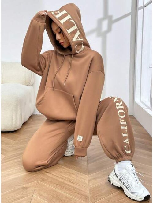 SHEIN EZwear 2pcs/set Letter Print Drawstring Hoodie And Pants Tracksuit