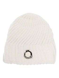 logo-patch ribbed beanie