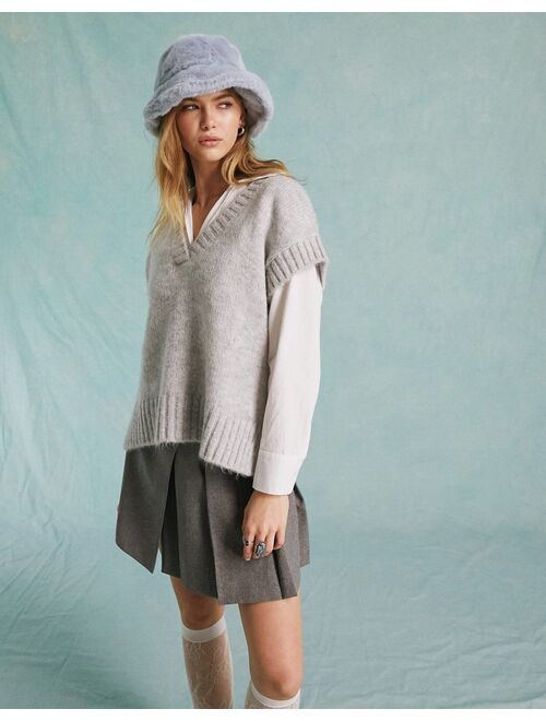 Miss Selfridge oversized V neck knitted vest in gray heather